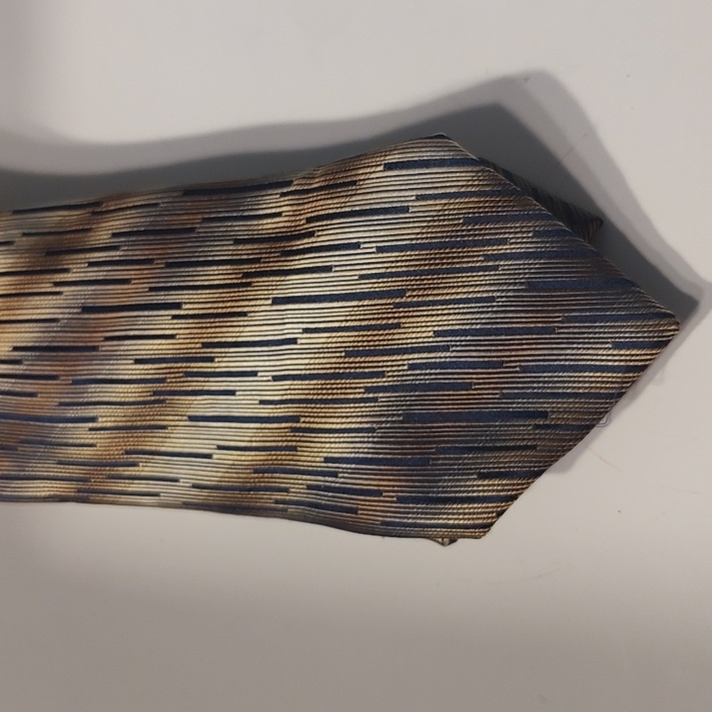 Azalea Tie 100% Silk Tie Made in Bellagio Como Italy Geometric Pattern Blue&Tan